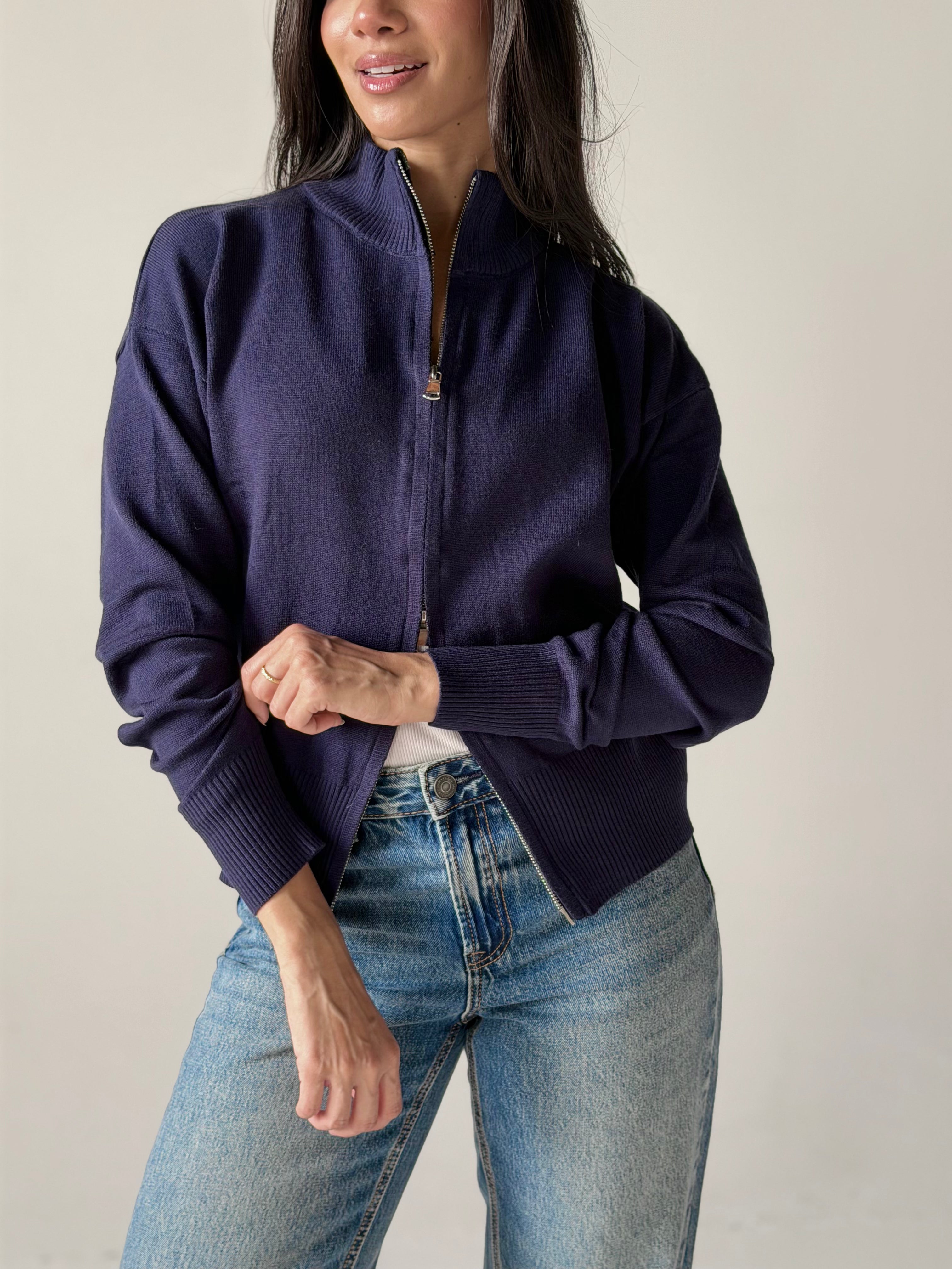 Zip-Up knit Cardigan in Navy Blue