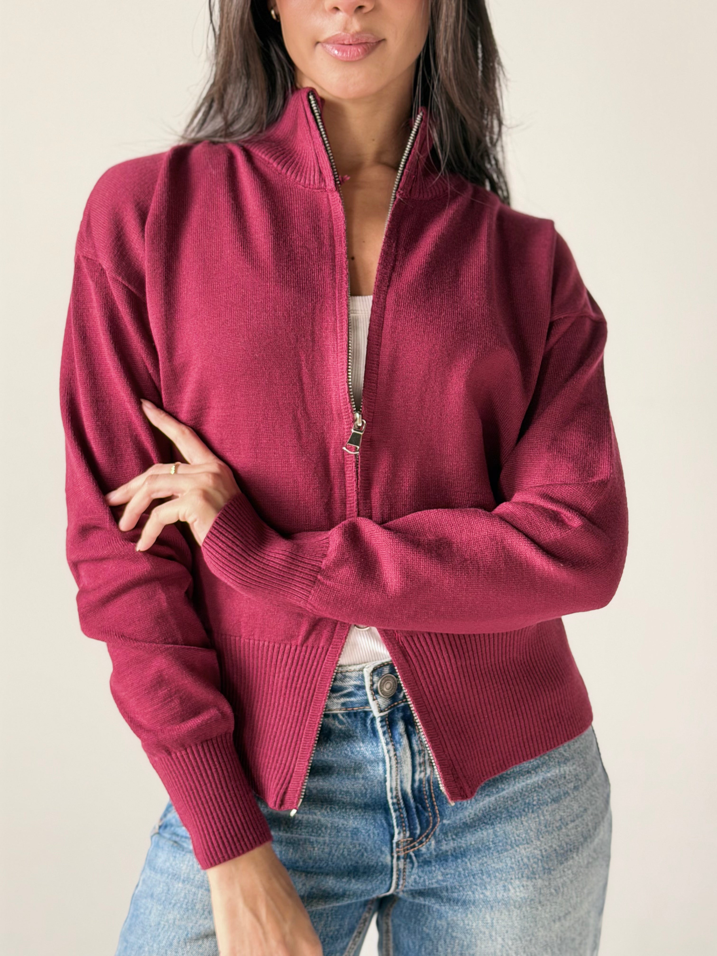 Zip-Up knit Cardigan in Burgundy