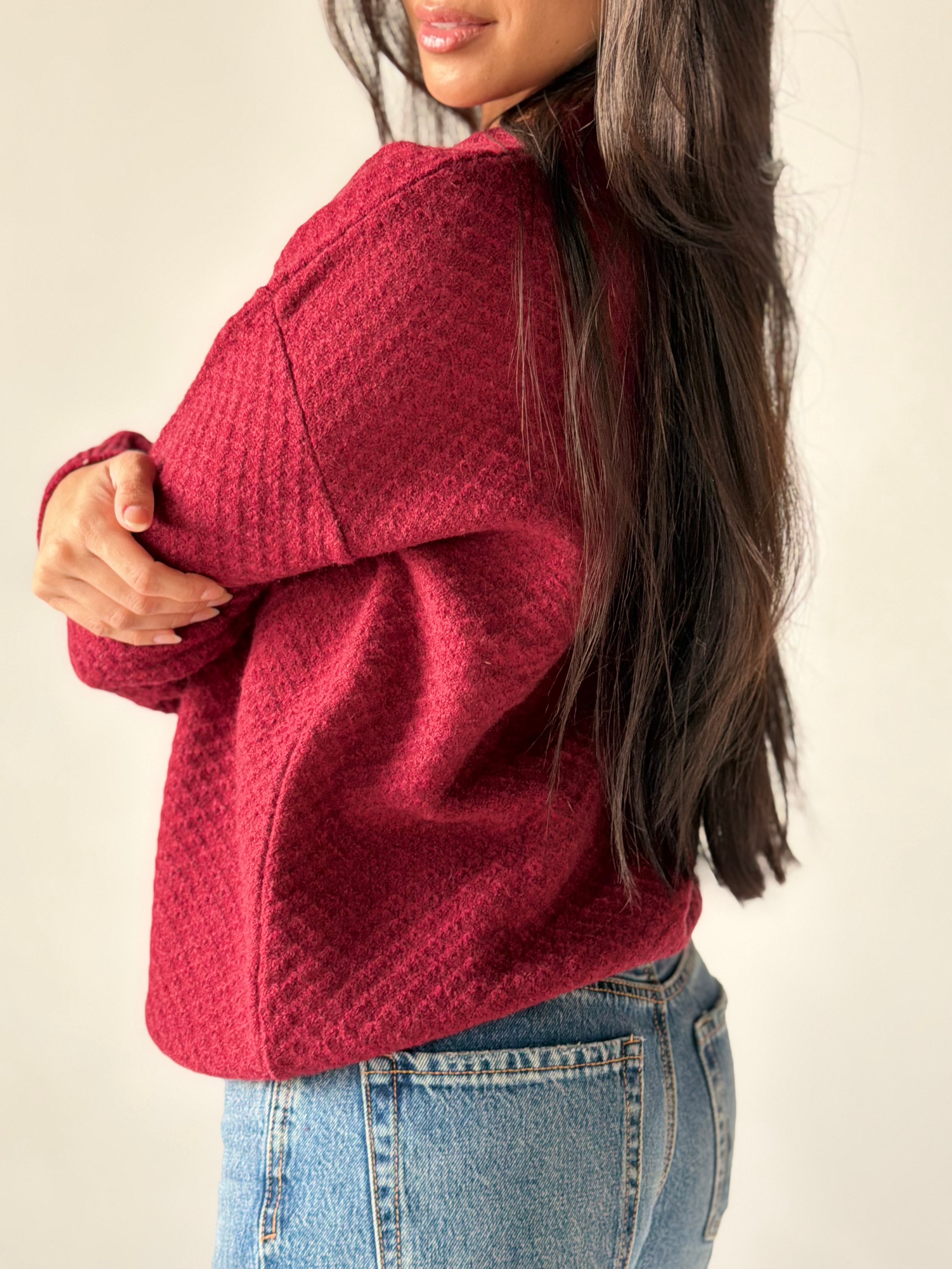 Round Neck Sweater in Burgundy